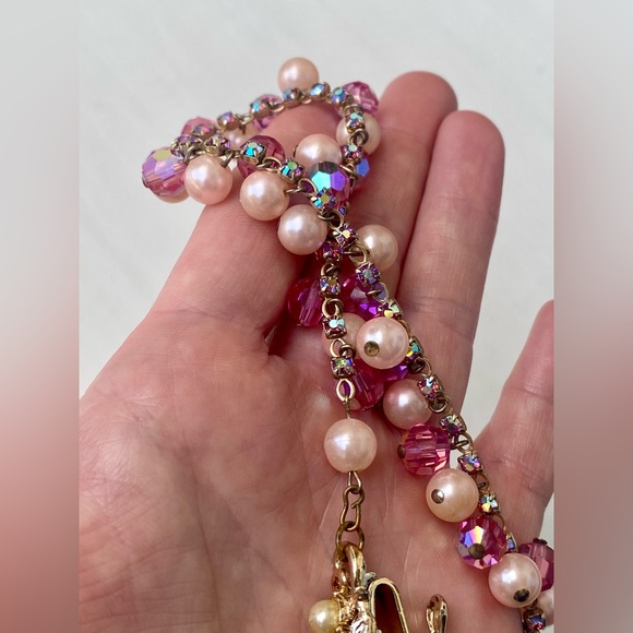 1950’s Vintage Pink Crystal & Rhinestone Sweater Clip - Picture 10 of 11